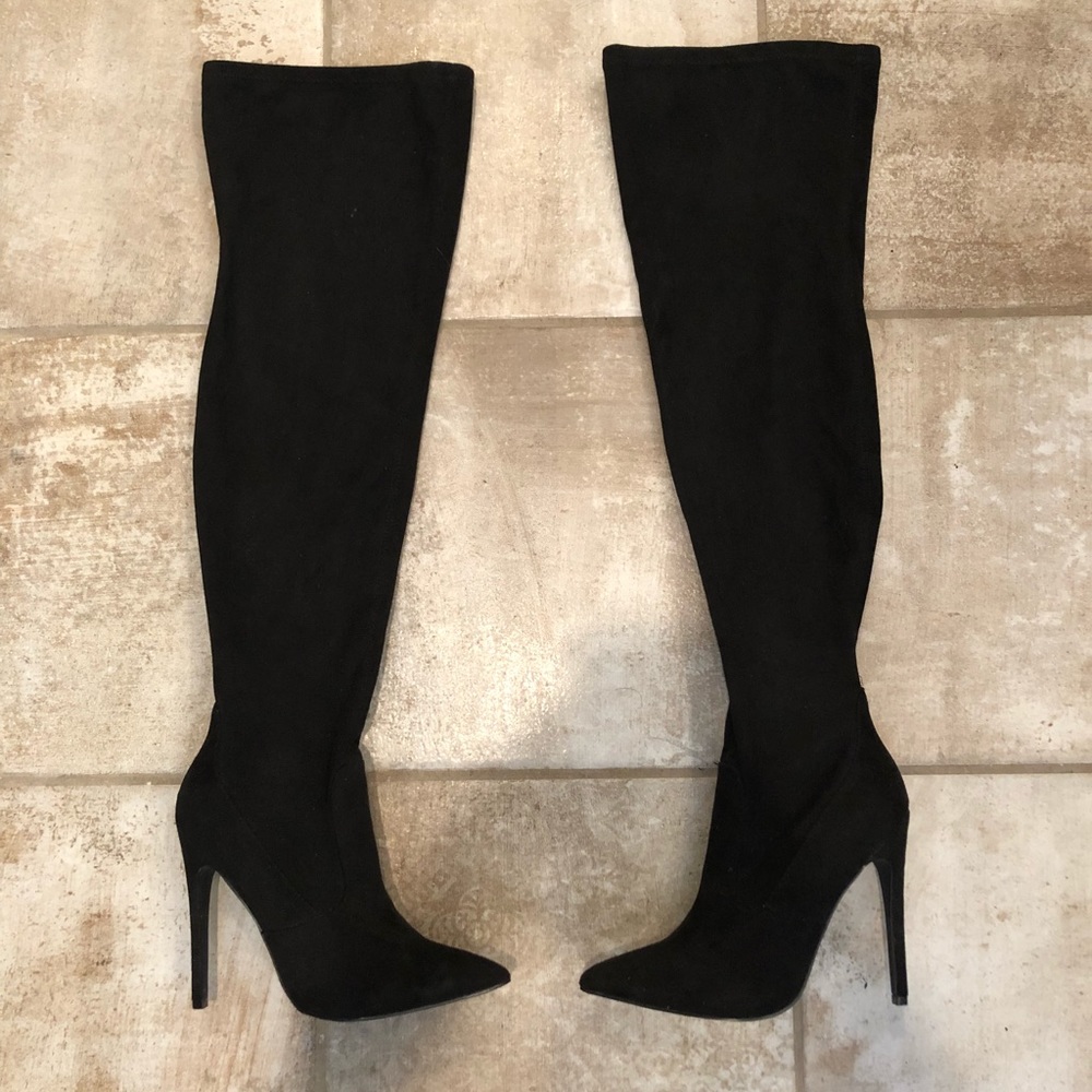 High heel boots